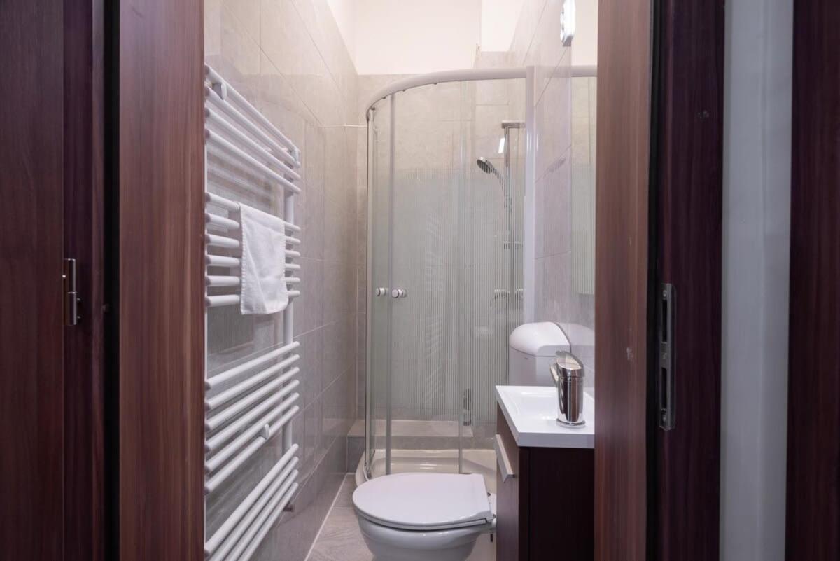New Spacious Apartment At Superb Location Budapest Exterior foto